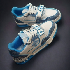[ AIO LUXURY ] GIÀY LV TRAINER TRẮNG XANH QUAI DÁN BLUE WHITE LAI AU NAM NỮ CAO CẤP,Full Phụ Kiện Bản Cao Cấp Nhất