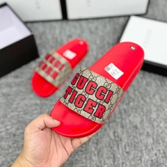 Dép GC Họa tiết Đỏ in chữ Kiểu Cách Độc Lạ - Dép Quai đế đúc công nghệ cao chống nún tốt dép bền đẹp 2024
