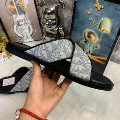 Dép quai chéo Dior Vải Canvas Thêu Họa Tiết ,Dép thời trang nam 2024 siêu Nhẹ,Dép thời trang nam nữ quai chéo mẫu mới