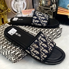 Dép quai ngang Dior Vải Canvas Thêu Họa Tiết ,Dép thời trang nam 2024 siêu Nhẹ,Dép thời trang nam nữ quai ngang mẫu mới