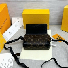 Túi đeo chéo LV nam châm họa tiết Da cao cấp hàng QUẢNG CHÂU CAO CẤP full BOX,Túi đeo chéo LV Trio Messenger da NEW 2025