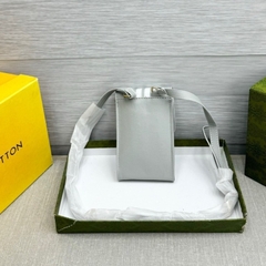 Túi đeo chéo nam nữ mini Thom da Pu nắp thêu 3 sọc màu kẻ vạch logo xanh đỏ viền phối dập chữ full box 2025
