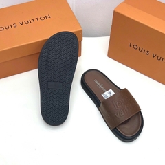 Dép Nam Nữ Quai Ngang LV, mẫu mới in VL họa tiết đẹp.Đù size tu 37-43