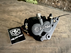 Heo BREMBO TRIUMPH tháo xe 95%