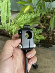 Cùm công tắc trái - phải cnc 22mm tình trạng 95% như mới