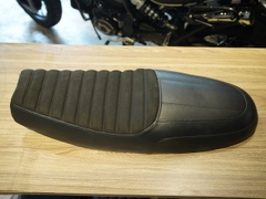 Yên Crafton Triumph đen  - 162