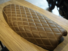 Yên Mjmotor Triumph T120 nâu ( mới 100%) - 164