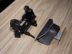 Túi da nhỏ đầu yên + Bộ pát giữ bình điện bình xăng Unit BMW RNinet - 228 KG