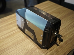 Hộp đồ nhôm gắn hông - 332