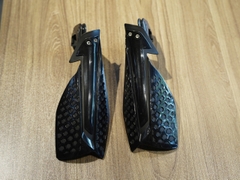 Bảo vệ tay lái nhựa màu đen - 371