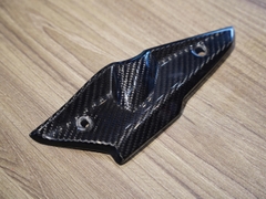 Ốp ống gió và ốp bên trái bình xăng R9T Carbon -394 KG