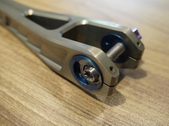 Thanh giữ lap sau BMW RNineT Wunderlich màu vàng - 422 KG