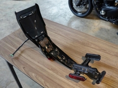Đuôi dè + đèn hậu zin Triumph Thruxton 1200  - 434 KG