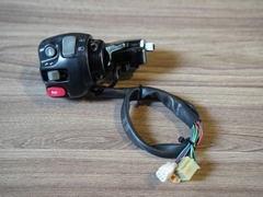 Bộ cùm tay lái trái phải zin Triumph T100/T120 (có sẵn bao tay Motogadget) - 442