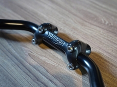 Gù ghi đông + ghi đông zin Triumph T100/T120 màu đen - 440