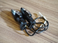 Cặp xi nhan Triumph Triple 765 - 492