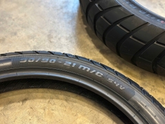 Cặp vỏ Metzeler Karoo Street tháo xe Triumph Scrambler 1200X - 501 KG