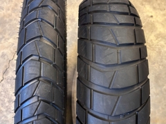 Cặp vỏ Metzeler Karoo Street tháo xe Triumph Scrambler 1200X - 501 KG