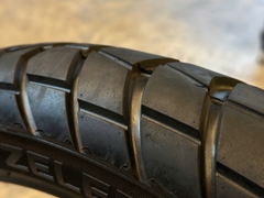 Cặp vỏ Metzeler Karoo Street tháo xe Triumph Scrambler 1200X - 501 KG