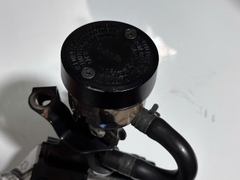 Tay thắng zin tháo xe Triumph Speed Twin 900 - 507 KG