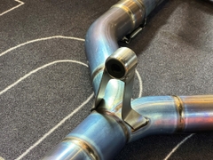 Cổ pô Akrapovic cho BMW R Ninet - 546 KG