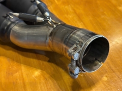Pô Akrapovic 2 nòng đen BMW R12 - 585