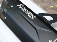 Pô Akrapovic Titanium Slip On cho BMW R1300 GS/GSA màu Đen - 629