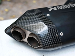 Pô Akrapovic Titanium Slip On cho BMW R1300 GS/GSA màu Đen - 629