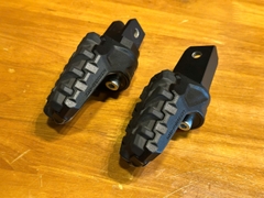 Gác chân trước Sw Motech Evo cho BMW R1300 GS/ GSA - 666KG
