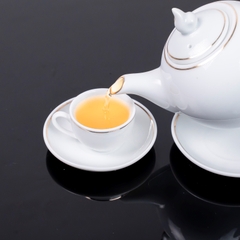 Bộ ấm chén sứ viền vàng đơn giản