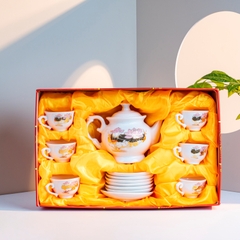 Bộ ấm chén sứ Ruby họa tiết hoa sen