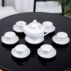 Bộ ấm chén sứ viền vàng cách điệu