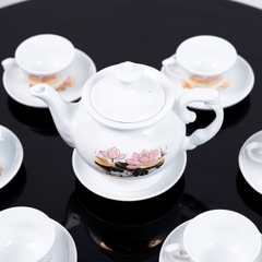 Bộ ấm chén sứ Ruby họa tiết hoa sen