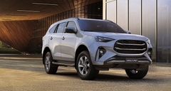 Thảm lót sàn TPE 5D ISUZU MU - X