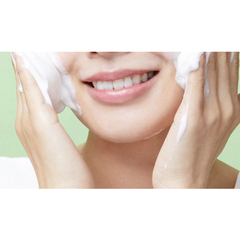Sữa rửa mặt Dr.G Red Blemish Cica