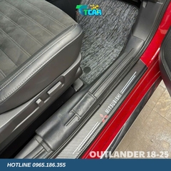 Thảm lót sàn TPE 5D Mitsubishi Outlander