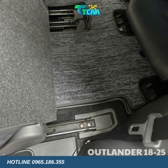Thảm lót sàn TPE 5D Mitsubishi Outlander