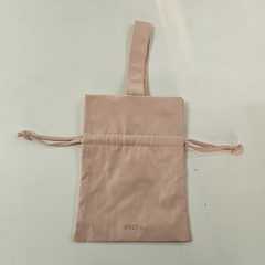 Ví cầm tay Stila