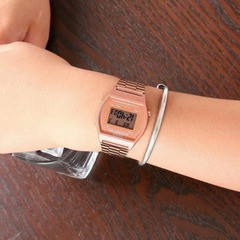 Casio 38.9 × 35 mm Unisex B640WC-5ADF