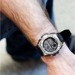 Casio 50.7mm Nam MWD-100H-1AVDF