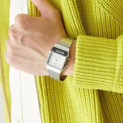 Casio 40.7 × 32.1 mm Nữ AQ-800E-7ADF