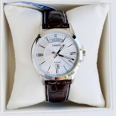 Casio Nam MTP-1381L-7A