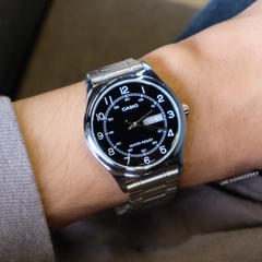 Casio 38mm Nam MTP-V006D-1B2UDF