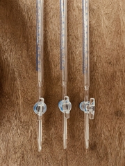 Buret thẳng khóa thủy tinh 25ml, Class B Hãng OMSONS GERMANY