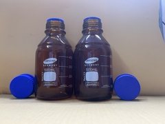 Chai trung tính nâu nắp vặn xanh 500ml, Hãng OMSONS GERMANY