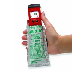 Bút đo pH/Nhiệt độ độ phân giải 0.1 HI98127, Hãng Hanna Instruments