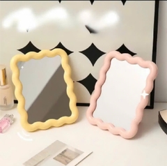 Gương để bàn lượn sóng, Gương trang điểm mini bản mới siêu tiện lợi
