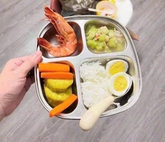 KHAY ĂN DẶM INOX 4 NGĂN – TẶNG KÈM THÌA CHO BÉ YÊU 😻