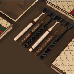 SET 6 BÀN CHẢI GUCI Tone Nâu