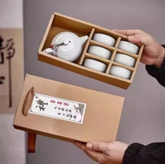 Bộ Ấm Pha Trà Men Ngọc Gồm 1 Bình Và 6 Chén Có Hộp